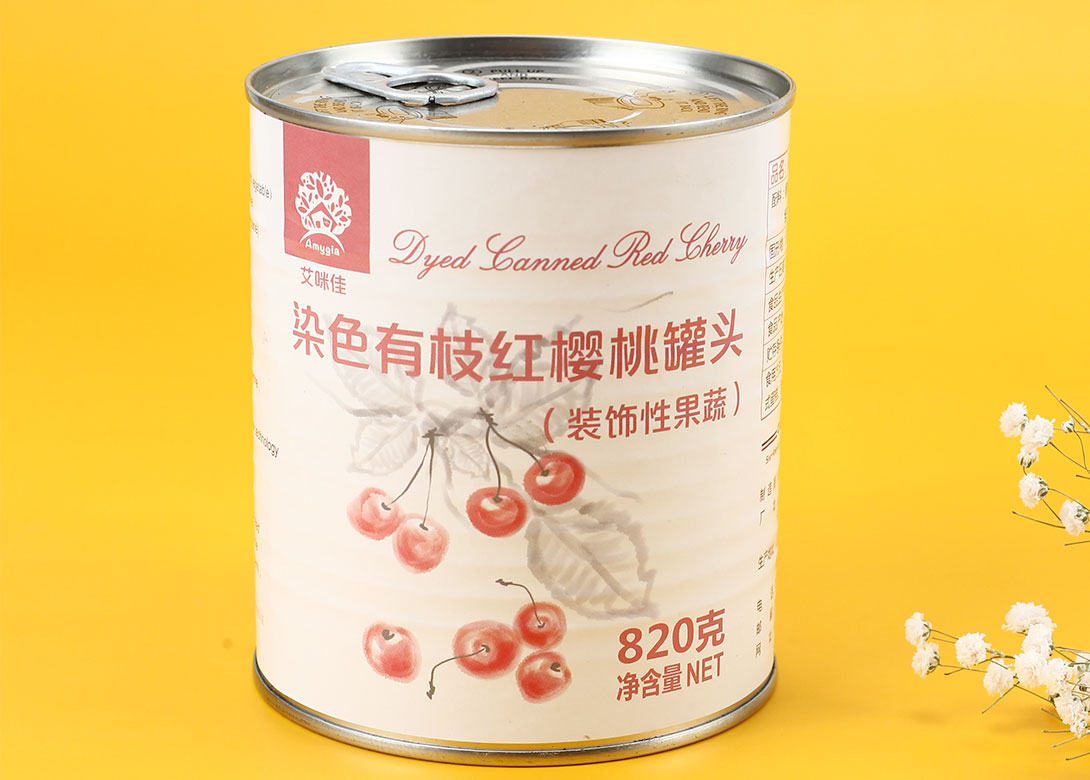 Dyed red cherry can with branches 820g
